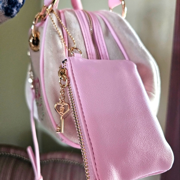 Juicy Couture Dreamy Juicy Satchel - Picture 3 of 4